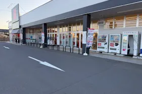 【西友 吉岡店】屋外駐車場 キッチンカー、食物販のポップアップストアに最適なスーパー屋外駐車場の催事イベントスペース