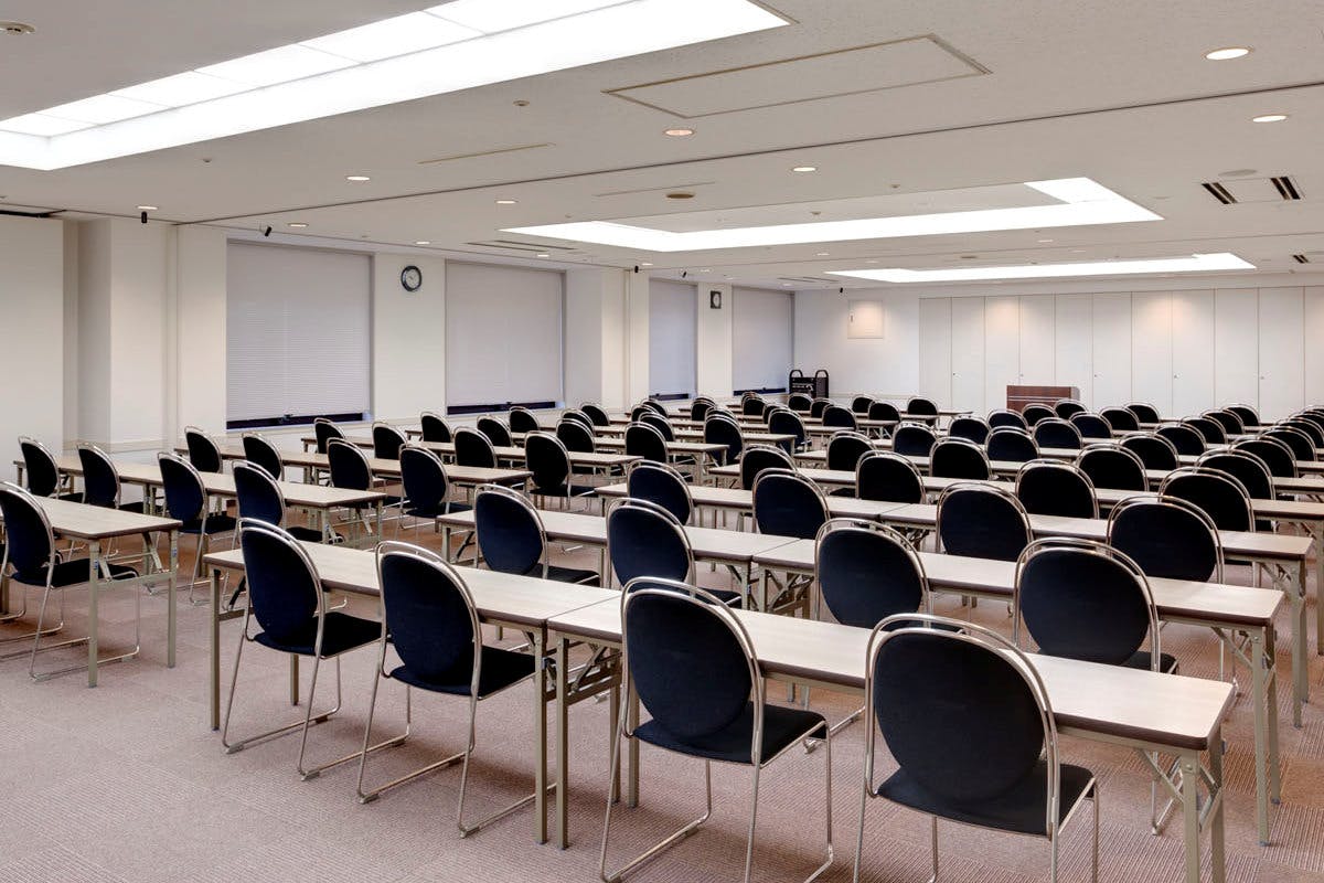 【銀座駅2分】展示会や招待制販売会、セミナー利用等に適した広さを選べる会議室スペース