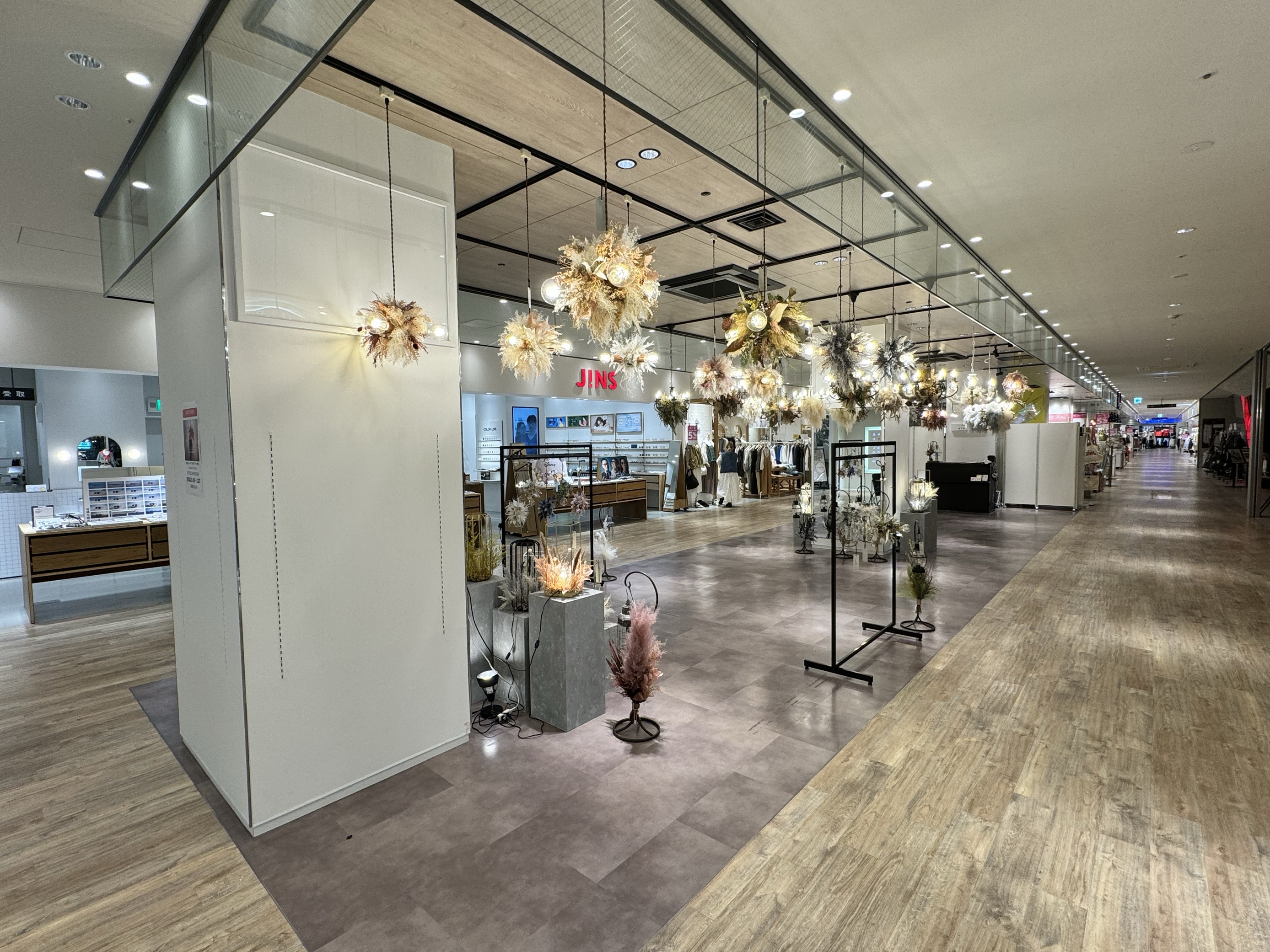 【アミュプラザみやざき】うみ館 エスカレーターに近いファッションや雑貨に最適な2Fイベントスペース① (0208)