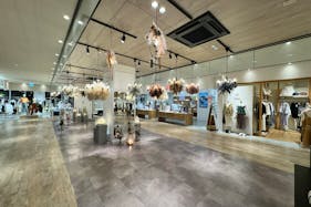 【アミュプラザみやざき】うみ館 エスカレーターに近いファッションや雑貨に最適な2Fイベントスペース① (0208)