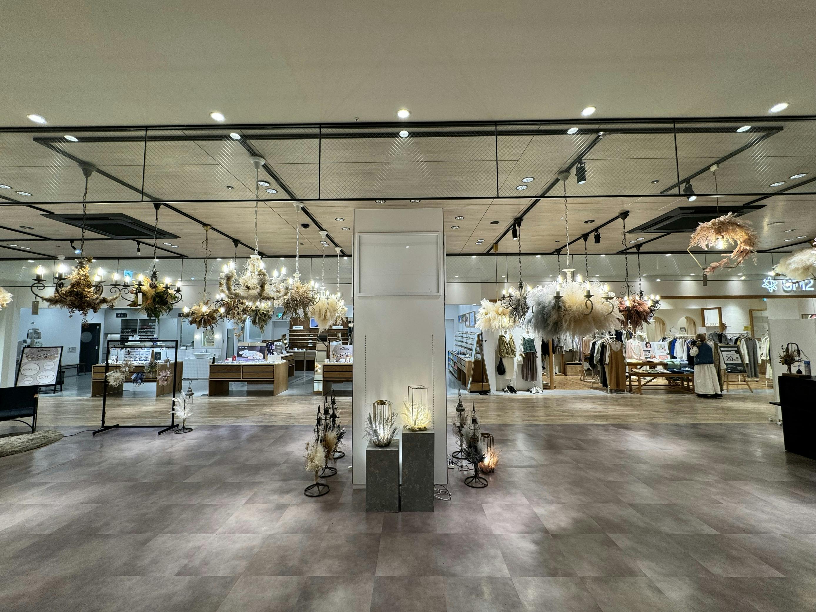 【アミュプラザみやざき】うみ館 エスカレーターに近いファッションや雑貨に最適な2Fイベントスペース① (0208)の画像