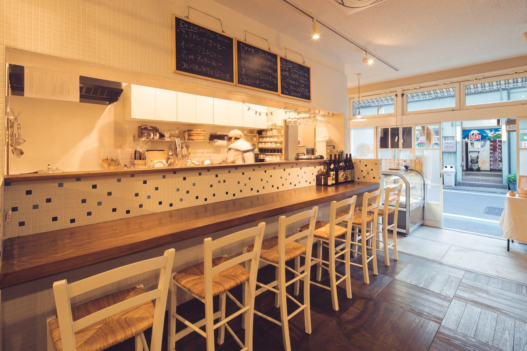 【西日暮里駅5分】グリーンに囲まれたナチュラルなオーガニックカフェの画像10