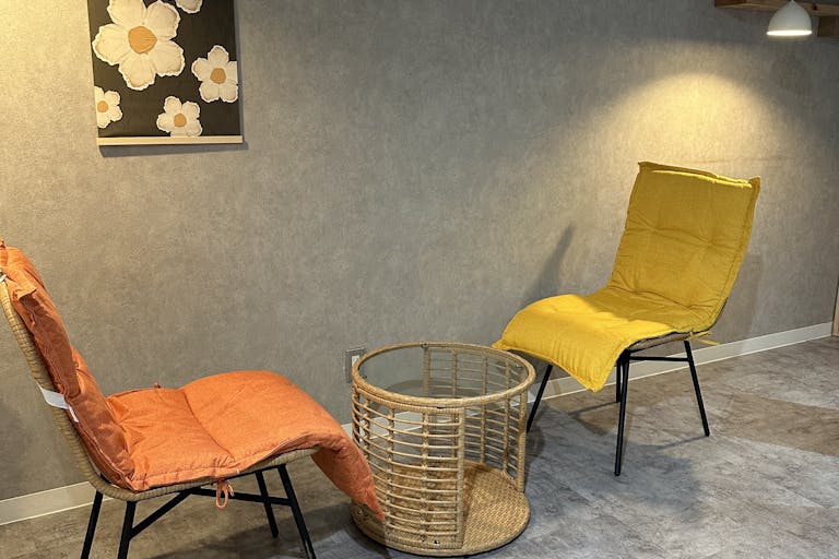 【吉祥寺駅5分】アート系の展示会やワークショップ、オフサイトミーティング等に最適な駅近カフェスペースの画像6