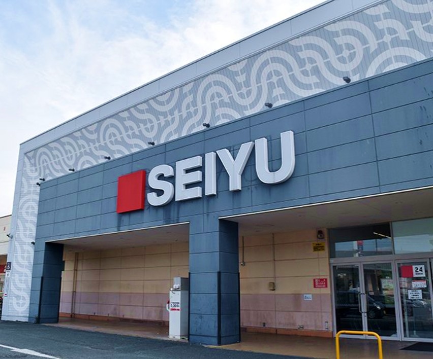 【西友　上浅田店】店舗外 軒下　キッチンカーやたこやき・たいやき・団子・焼き鳥・クレープ など販売におすすめな屋外催事イベントスペース