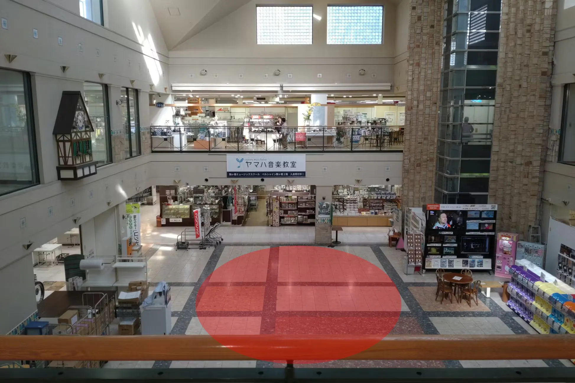 【ベルシャイン駒ヶ根店】物産展やPRイベントに最適な店内大型イベントスペース