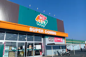 【HIヒロセ食の蔵嘉島店】各種プロモーションイベントに最適なホームセンター風除室のイベントスペース