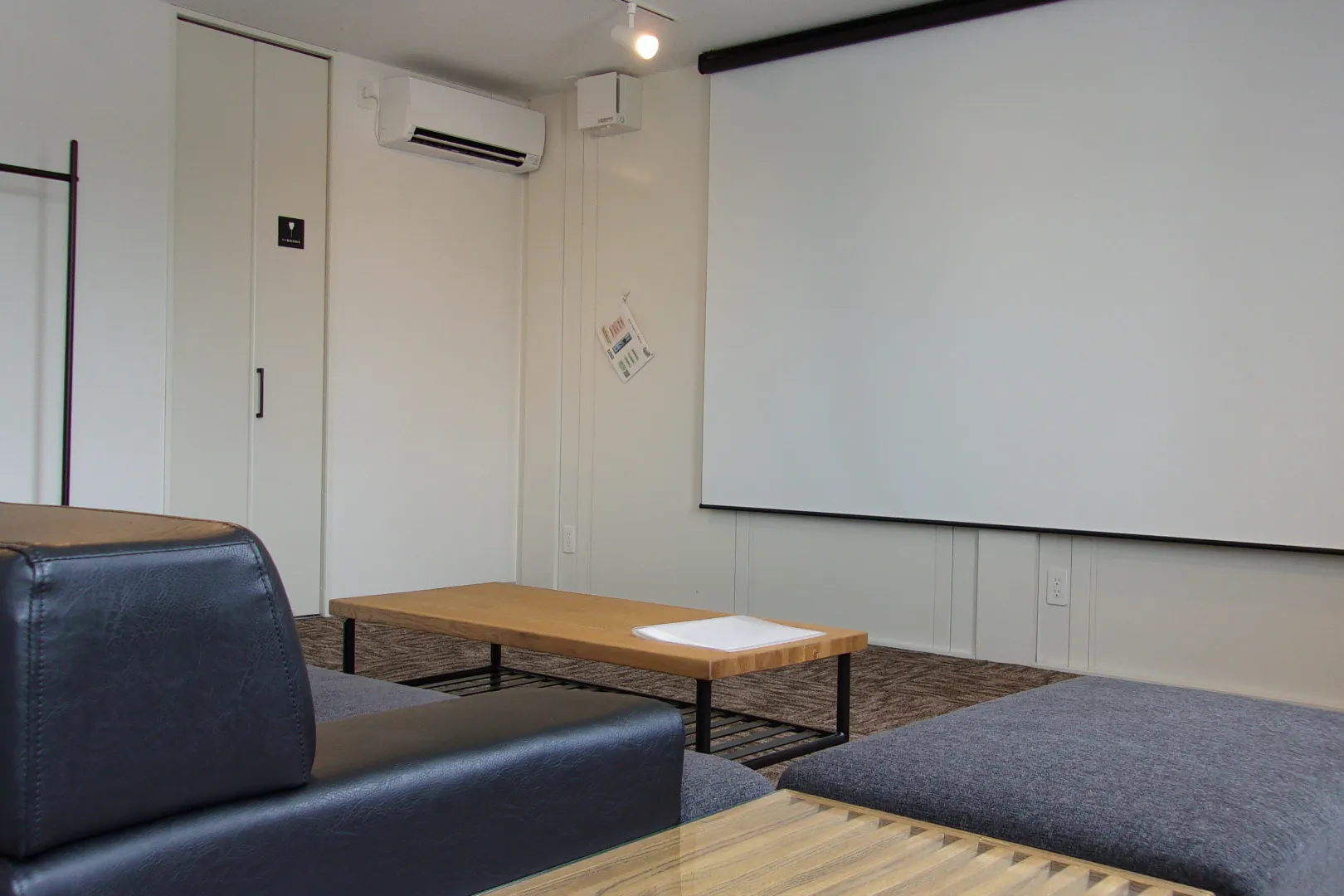 【三重県津市】自主企画マルシェやワークショップに最適なお手頃価格のレンタルスペース「Living」/敷地全体の貸切イベント開催も可能!