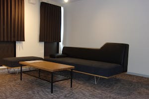 【三重県津市】自主企画マルシェやワークショップに最適なお手頃価格のレンタルスペース「Living」/敷地全体の貸切イベント開催も可能!