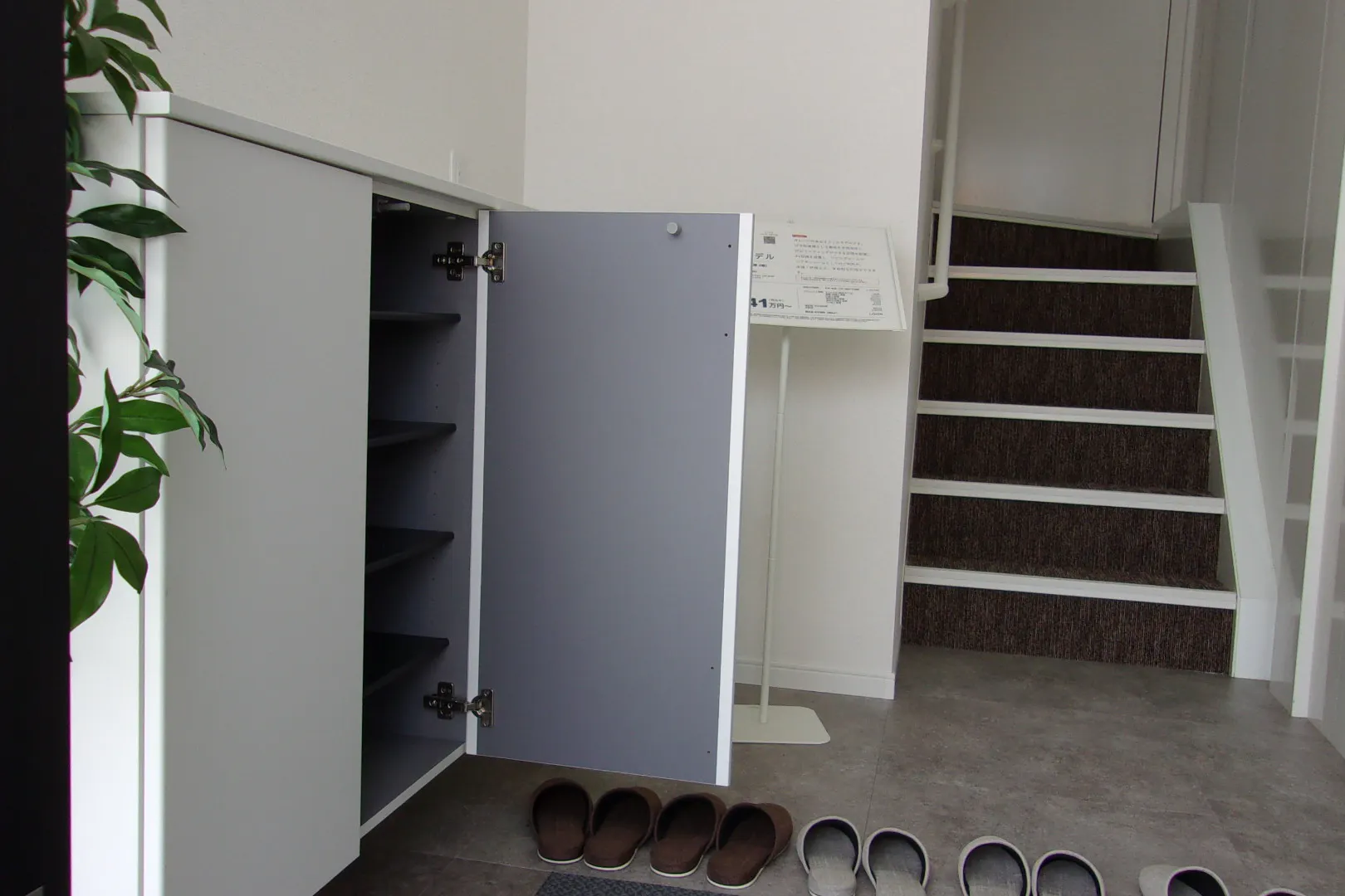 【三重県津市】自主企画マルシェやワークショップに最適なお手頃価格のレンタルスペース「Living」/敷地全体の貸切イベント開催も可能!