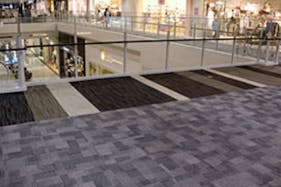 【イオンモール甲府昭和】さくら南ブリッジ(2F)