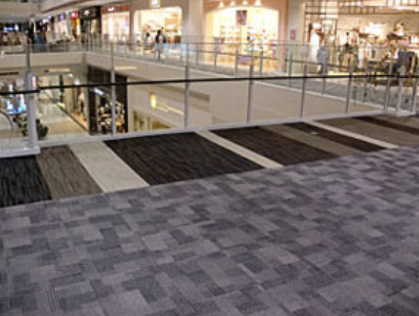 【イオンモール甲府昭和】さくら南ブリッジ（2F）