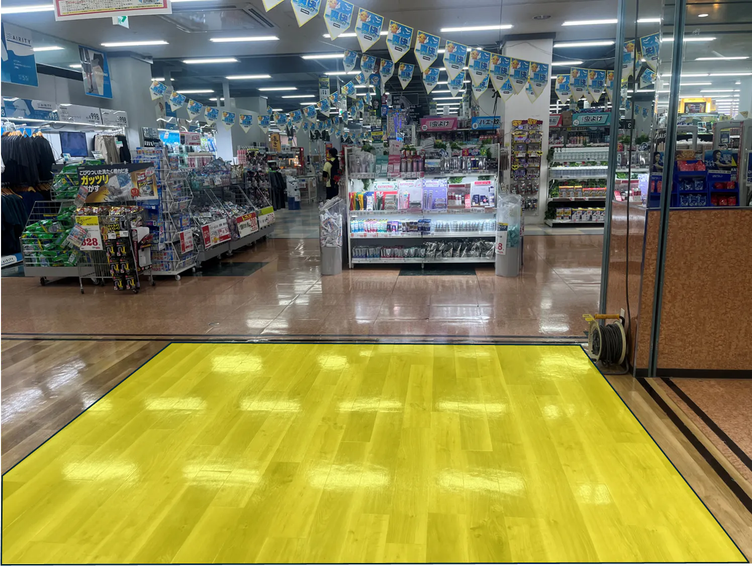 【メガセンタートライアル八千代店】食物販やPR活動に最適な「④ 店内1F・階段前」スペース（※買取催事不可）