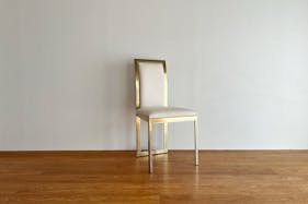 【曙橋駅A2出口より徒歩3分】ポップアップや展示会に最適な白壁、チーク床の自然光豊富なナチュラルなスペース