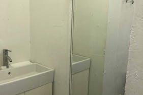 【中目黒駅4分】アパレル・ファッション関連のポップアップストアや展示会に適した目黒川沿いの貴重な路面スペース