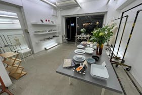 【中目黒駅4分】アパレル・ファッション関連のポップアップストアや展示会に適した目黒川沿いの貴重な路面スペース