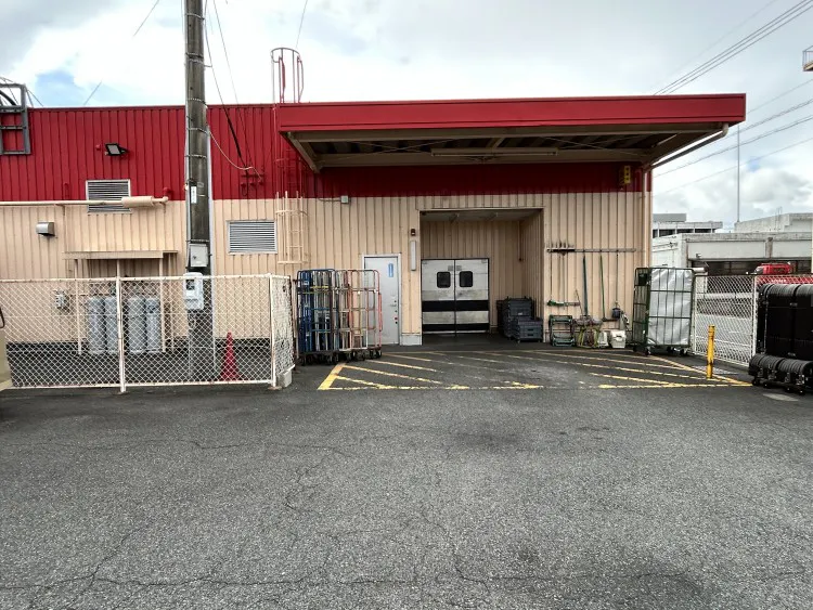 【一号舘長島】販促プロモーションに最適な入口軒下スペース