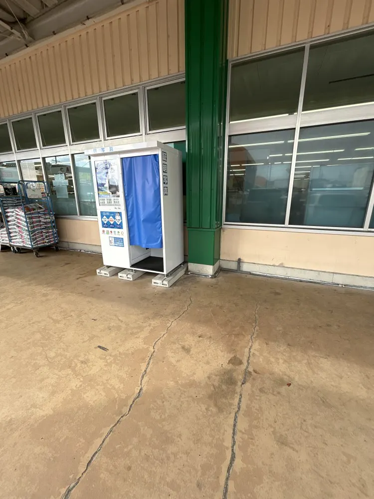 【一号舘長島】販促プロモーションに最適な入口軒下スペース