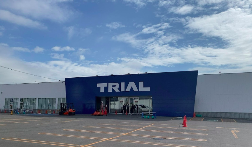 【スーパーセンタートライアル二色浜店】キッチンカー（調理営業）出店限定/屋外スペース