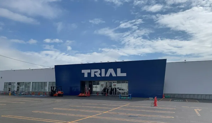 【スーパーセンタートライアル二色浜店】キッチンカー(調理営業)出店限定/屋外スペース