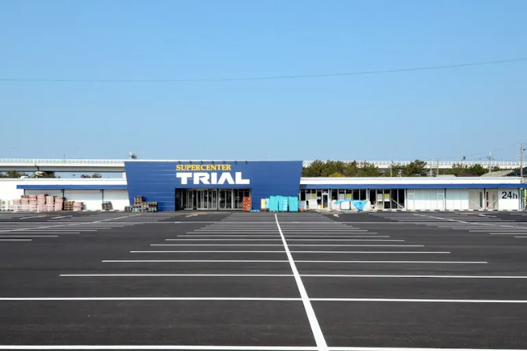 【スーパーセンタートライアル二色浜店】キッチンカー(調理営業)出店限定/屋外スペースの画像2