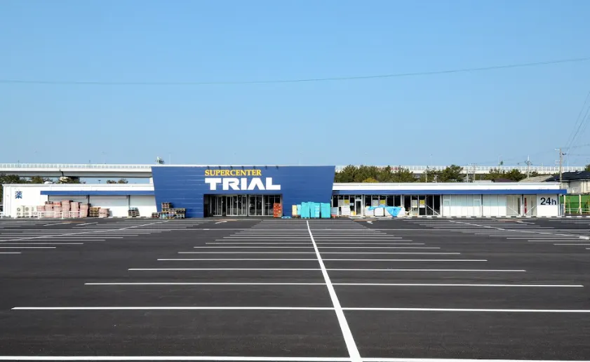 【スーパーセンタートライアル二色浜店】キッチンカー(調理営業)出店限定/屋外スペース