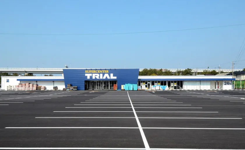 【スーパーセンタートライアル二色浜店】キッチンカー（調理営業）出店限定/屋外スペース