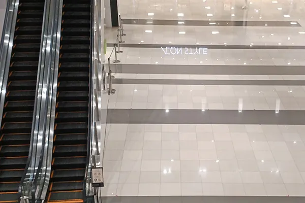 【イオンモール木更津】1F ノースアトリウム