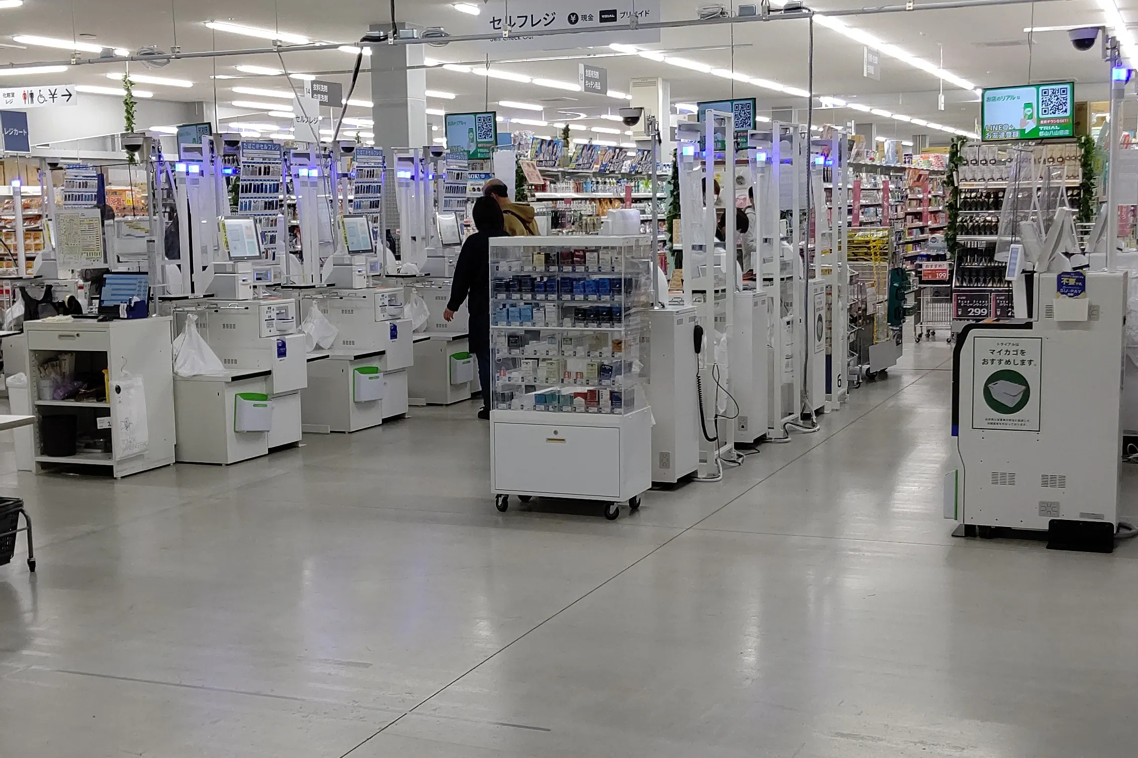 【メガセンタートライアル郡山八山田店】食物販やPR活動に最適な「Ⓑ 1Fレジアウトスペース」