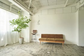 【天満橋駅8分】撮影や展示会に最適な自然光が入り込むナチュラルな内装が特徴のスタジオ