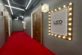 【横浜駅東口2分/アソビル内】CM・番組収録などの動画撮影などに適した特殊演出が可能なスタジオ