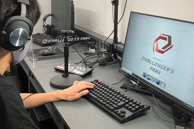 【天神南駅3分】企業イベントやセミナー開催、オフサイトミーティングに最適な配信設備の整ったイベントスペース