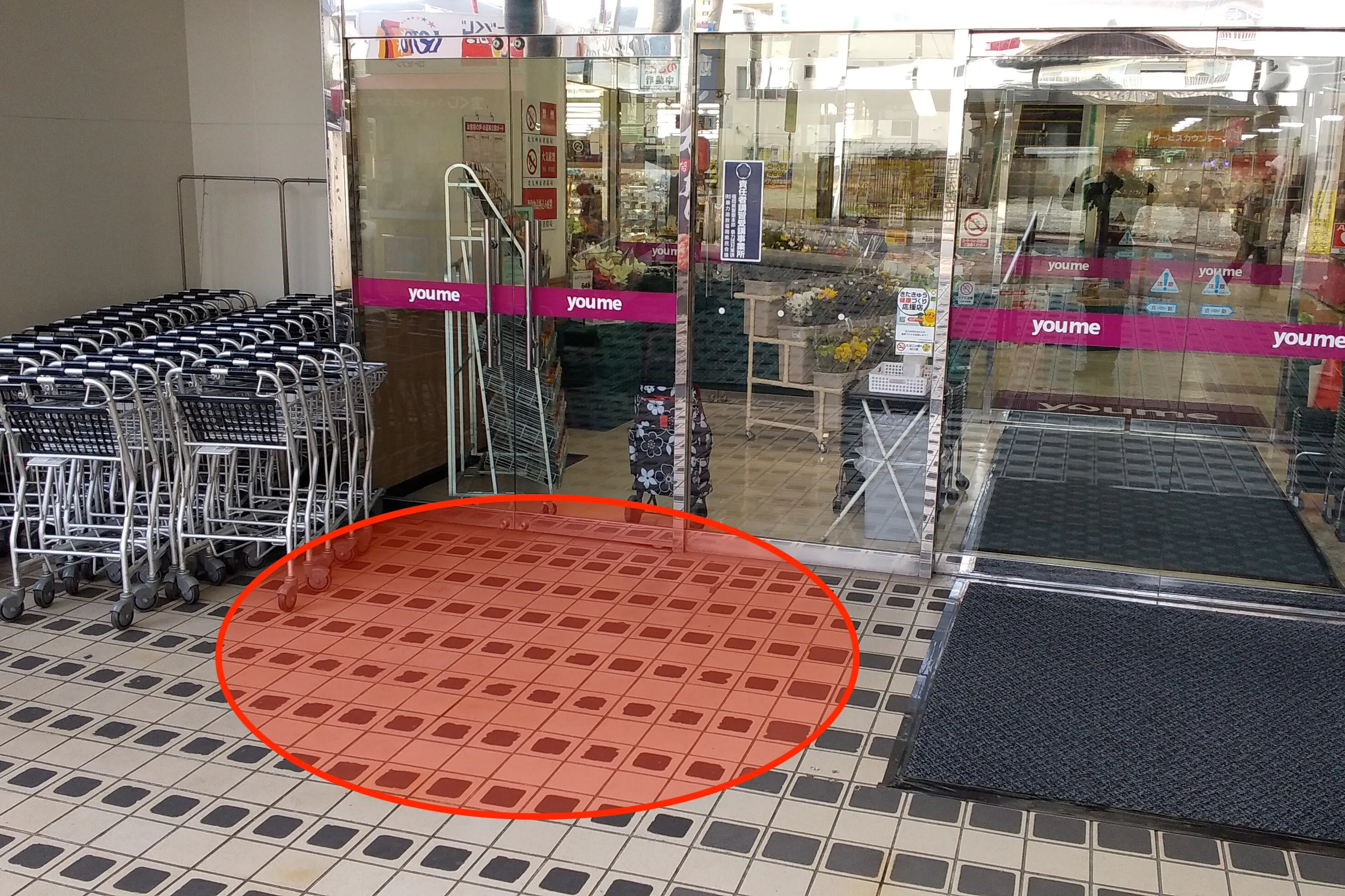 【ゆめマート 門司】屋外軒先 販促プロモーションや物販のポップアップストアにおすすめな催事イベントスペース