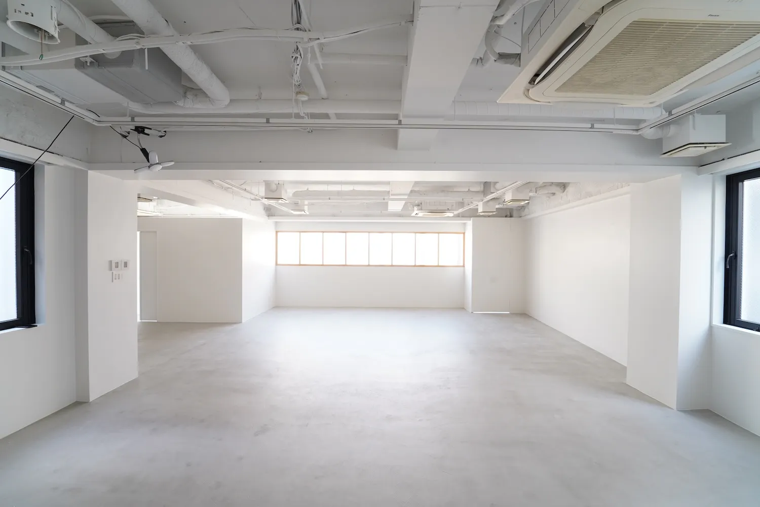 【北参道GALLERY店｜北参道駅3分】展示会・ポップアップに最適なバックヤード・フィッティングスペース付きギャラリーの画像