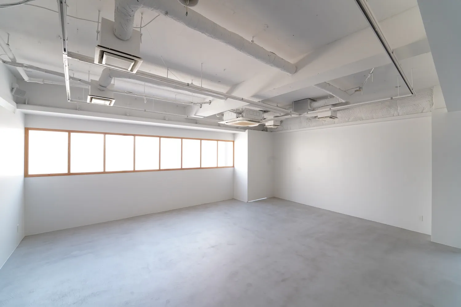 【北参道GALLERY店｜北参道駅3分】展示会・ポップアップに最適なバックヤード・フィッティングスペース付きギャラリー