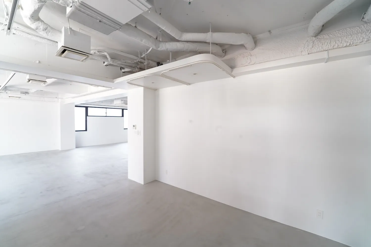 【北参道GALLERY店｜北参道駅3分】展示会・ポップアップに最適なバックヤード・フィッティングスペース付きギャラリー