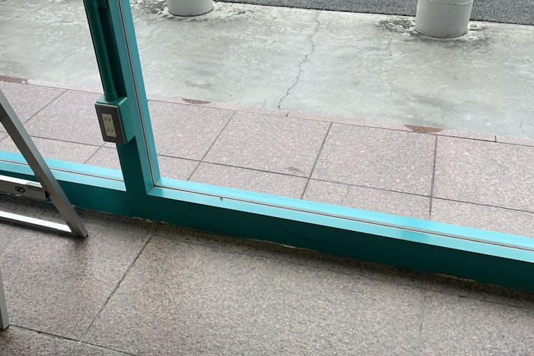 【ダイナム愛媛大洲店】キッチンカーに最適なアミューズメント施設のイベントスペースの画像3