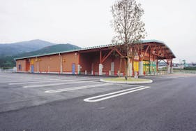 【ダイナム愛媛大洲店】キッチンカーに最適なアミューズメント施設のイベントスペース