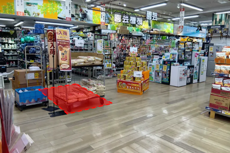 【ユニディ川口店】入り口付近 メイン動線前のプロモーション、食物販の出店に最適な催事イベントスペースの画像3