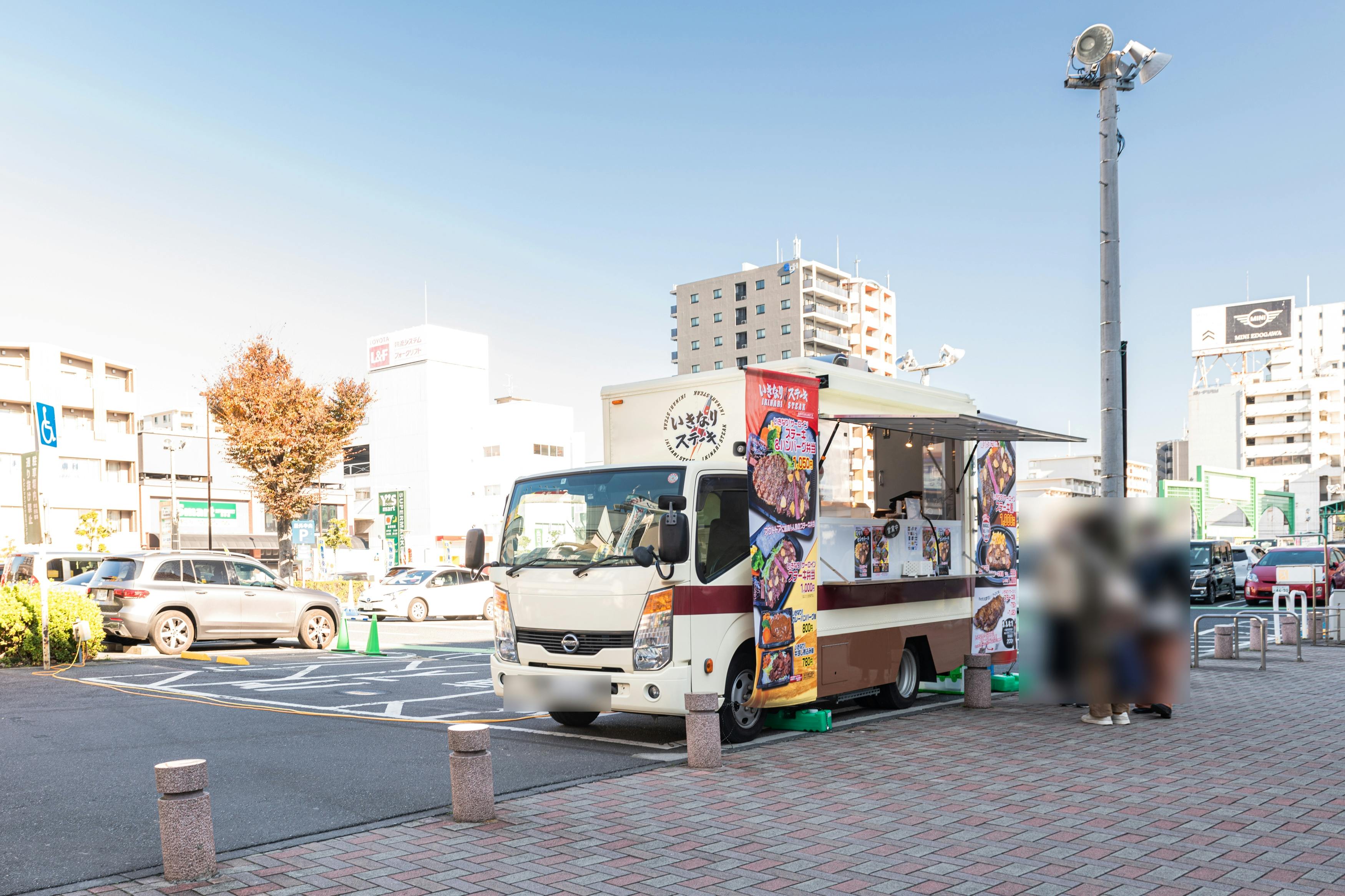 【東京都 |トピレックプラザ】南砂町駅8分の出張販売や販売促進活動に適した多くの人が行き交う屋外イベントスペース