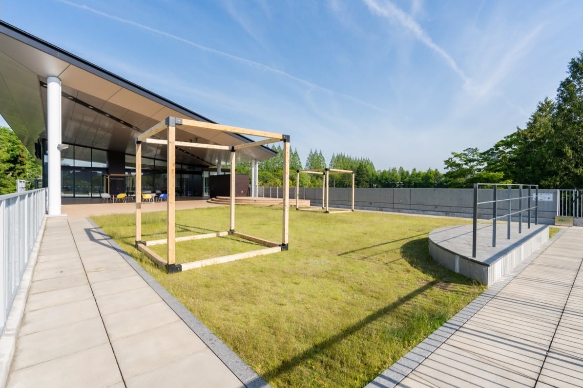 【国際センター駅0分】ポップアップストアやプロモーションイベントに適した開放的なイベントスペース(屋外テラス)