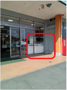 【HIヒロセスーパーコンボ菊陽店】プロモーションイベントに最適なホームセンターの食品側入口軒下（屋外）スペース
