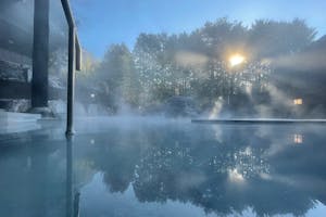 【湯布院町エリア】食物販や飲食出店に最適な温泉施設内のカフェイベントスペース