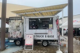 【フレスタモール カジル岩国】キッチンカー、プロモーションに利用可能な屋外スペース①