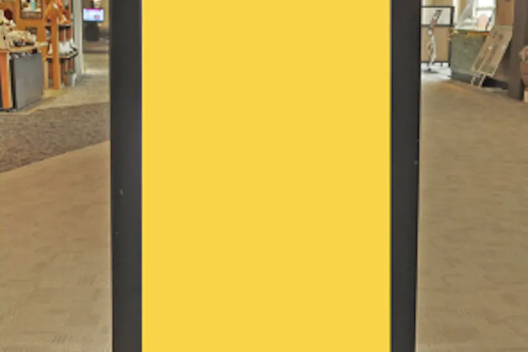 【イオンモール高知】モール内広告 デジタルサイネージの画像1