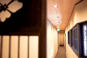 【京都河原町駅3分】個展・グループ展等のアート展示やポップアップストア、ワークショップに最適な築100年以上の京町家のギャラリースペース