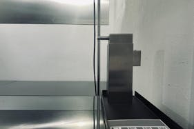 【恵比寿・広尾エリア】山種美術館徒歩1分 |デザイナーズスペース|駒沢通り沿い 好立地路面店|アパレル・撮影・展示会|大型モニター2台完備|