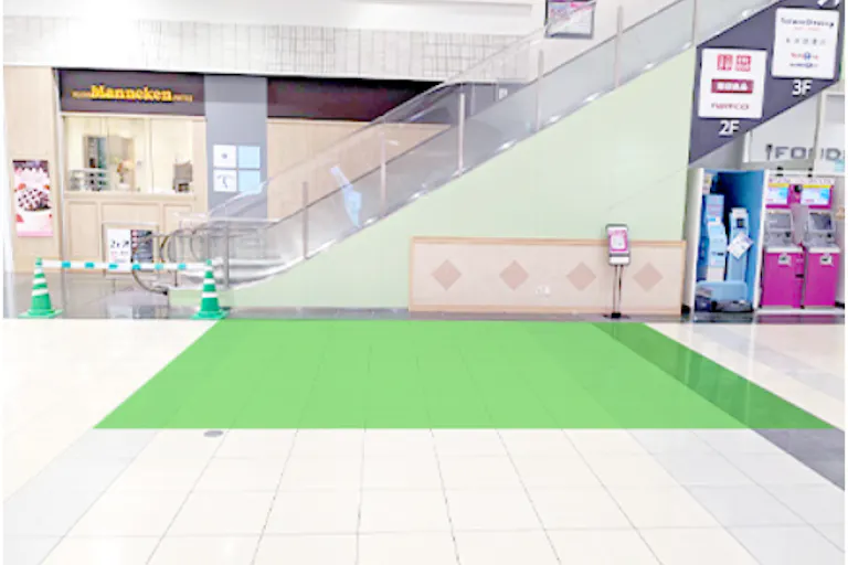 【イオンモール各務原インター*】イーストコートの画像1