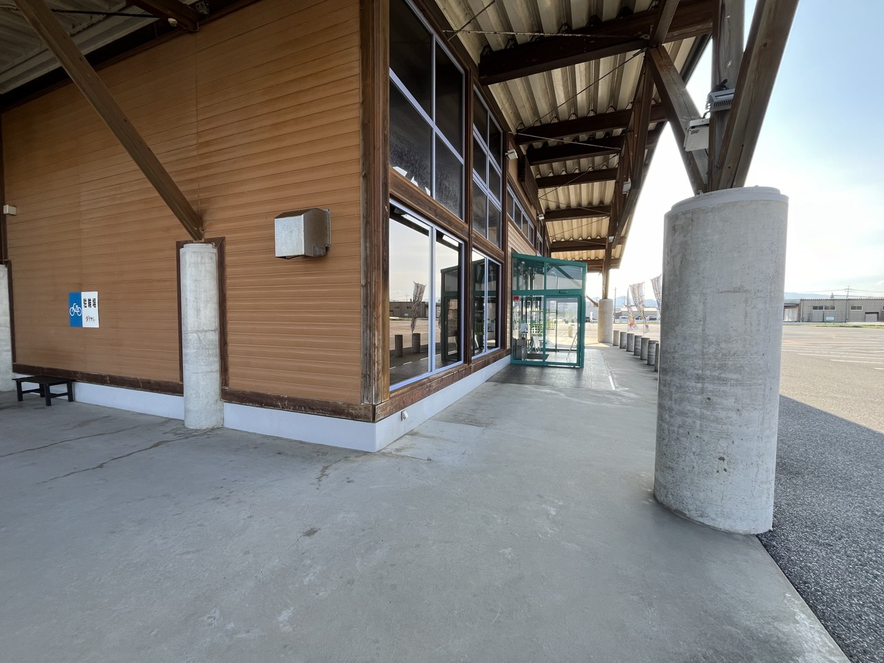 【ダイナム島根益田店】キッチンカーやプロモーションに最適なアミューズメント施設のイベントスペース