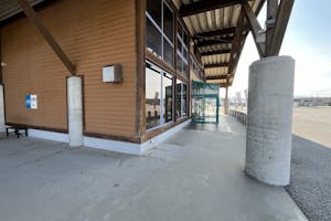 【ダイナム島根益田店】キッチンカーやプロモーションに最適なアミューズメント施設のイベントスペース