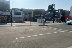 【ホソタ薬局】ポップアップストアやキッチンカー出店に最適な屋外駐車場スペース